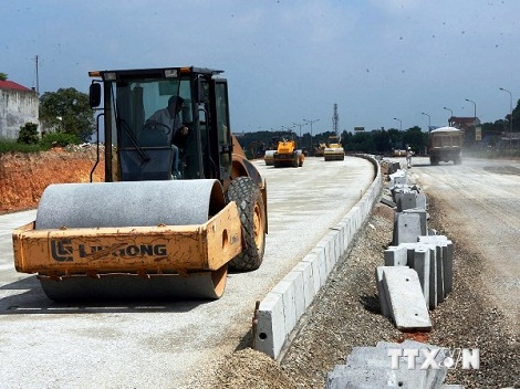 Cao tốc Hà Nội-Hải Phòng: Nhà thầu chậm tiến độ sẽ bị "cấm cửa"